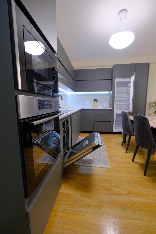 Comfy Apartment In Shkoder Bagian luar foto