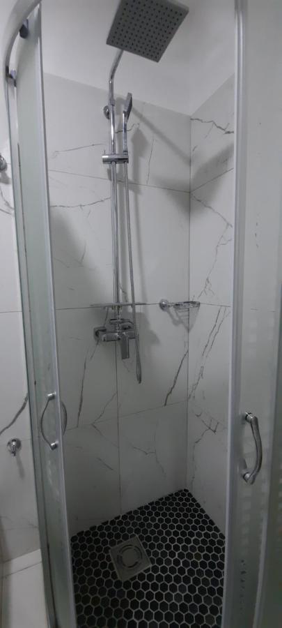 Comfy Apartment In Shkoder Bagian luar foto